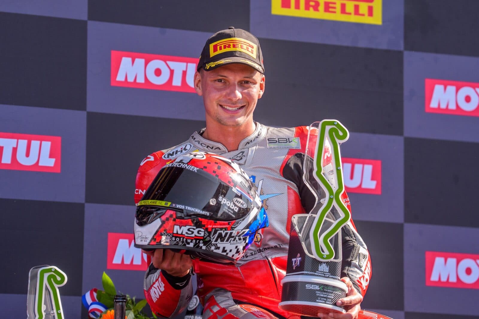 Bo Bendsneyder schittert voor eigen publiek tijdens TT Assen 2025
